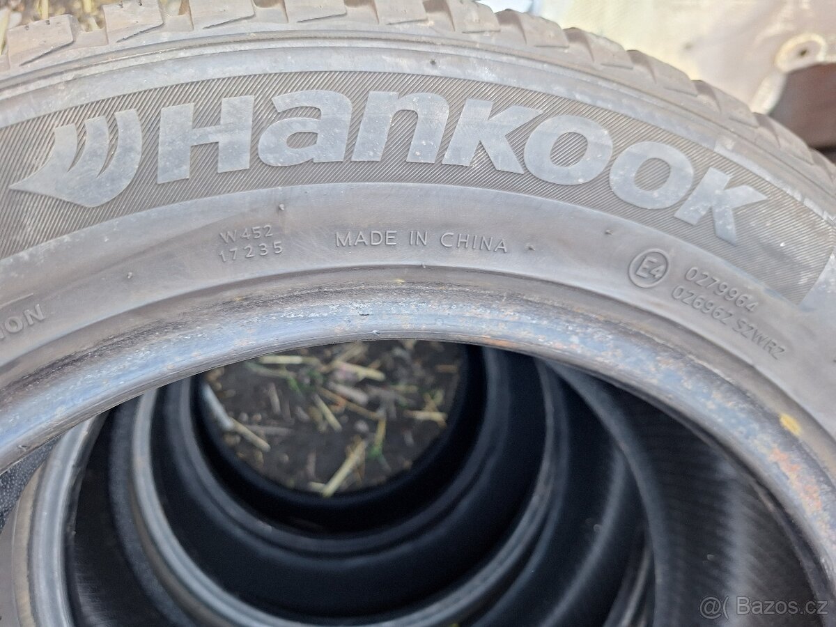 Prodám zimní pneu 205/55/16 Hankook - 4