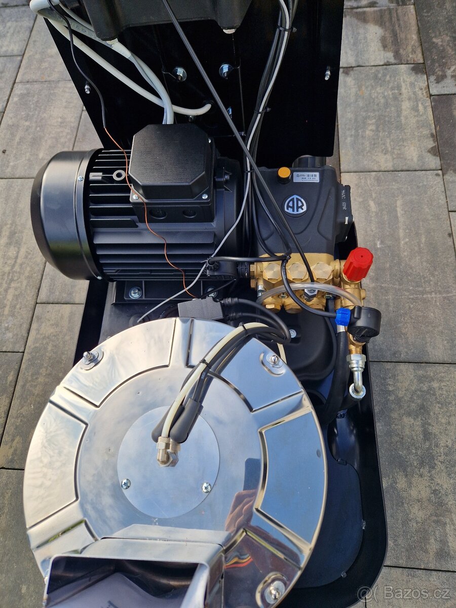 Vysokotlaký čistič 200/15 profi pomaluběžný 1450 ot/min - 4