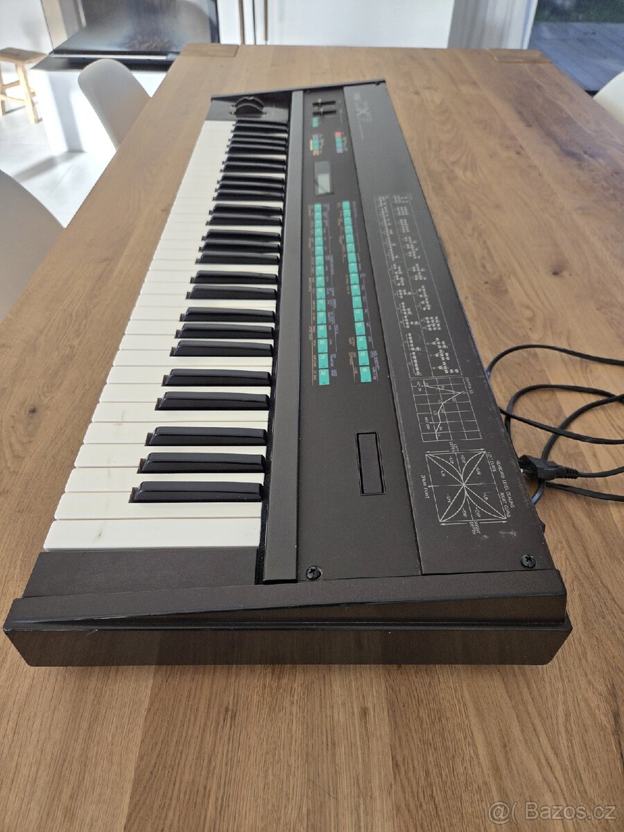 Yamaha DX7 - 4