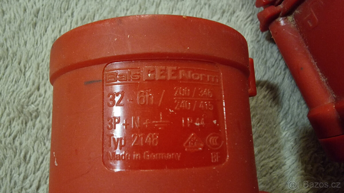 Třífázová zásuvka a zástrčka pětikolík 32 A - 4