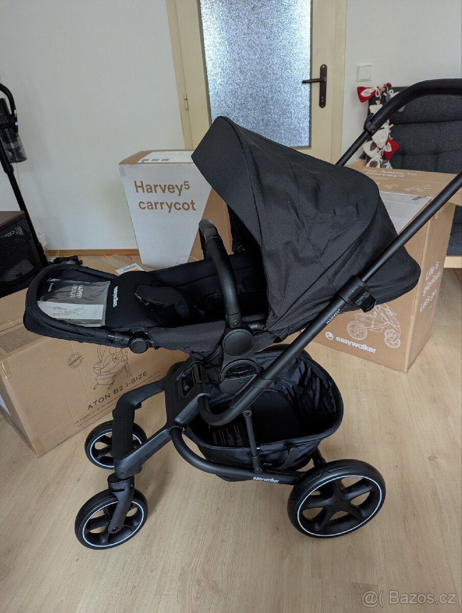 EasyWalker kočárek a Cybex autosedačka se základnou - 4