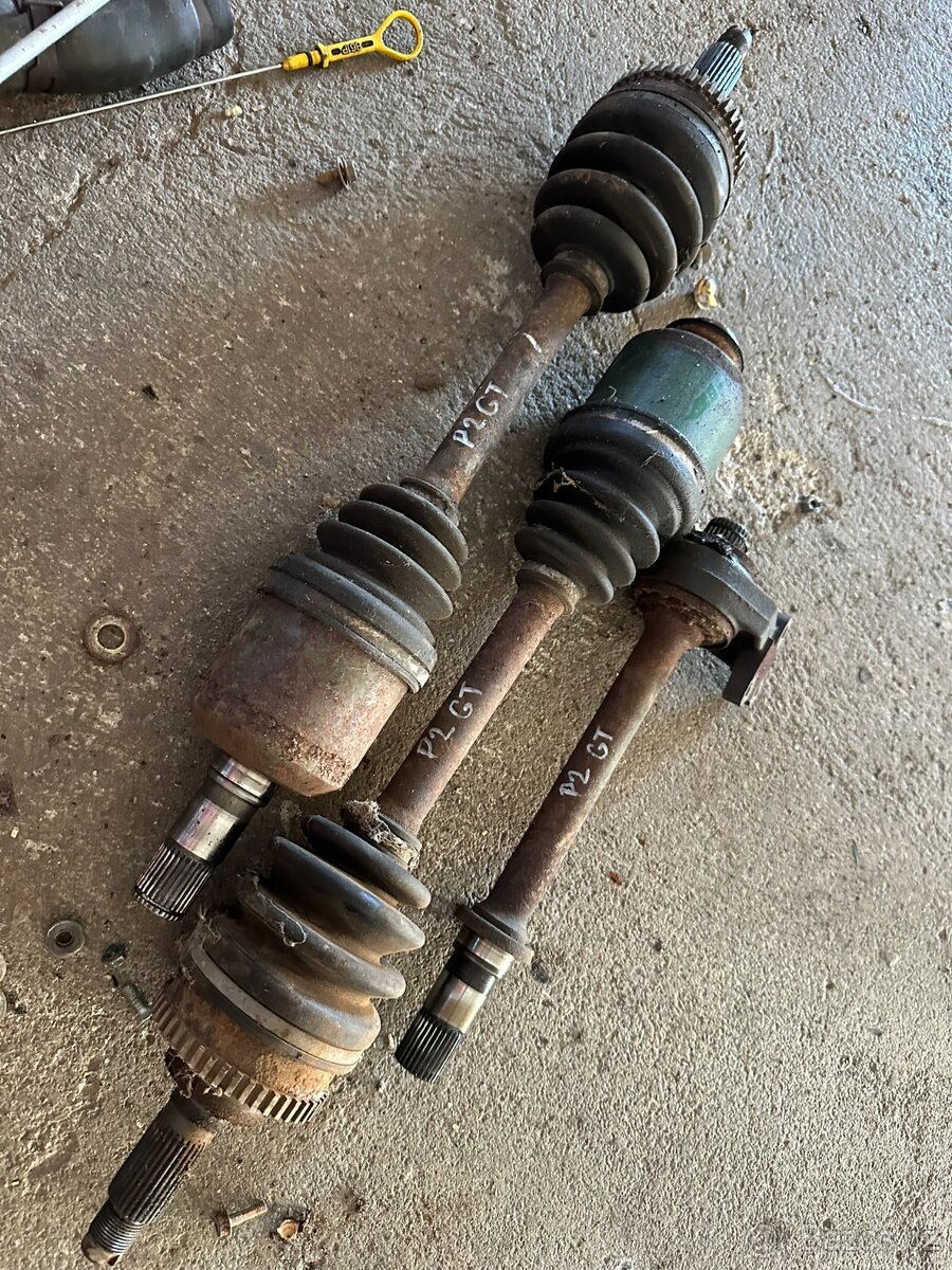 Mazda 626 GE náhradní díly - 4