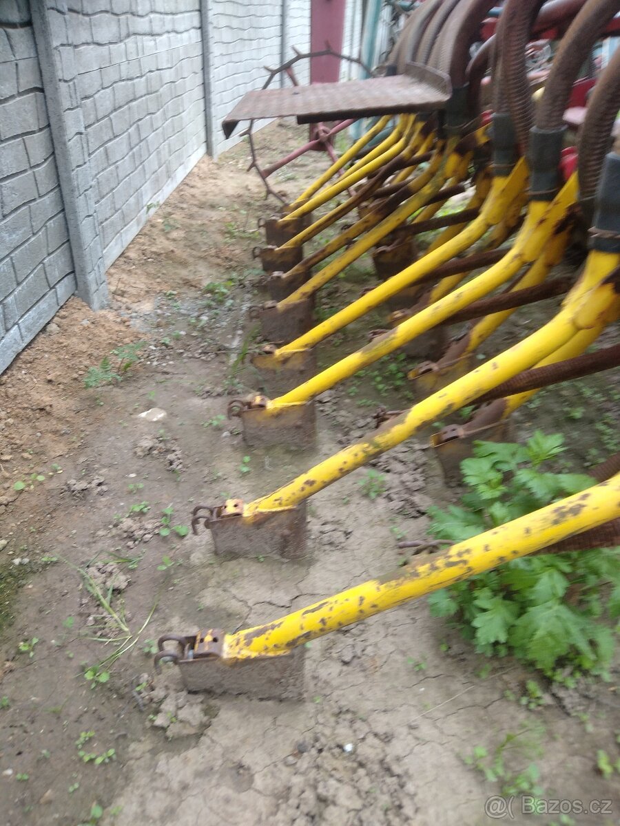 Secí kombinace PNEUSEJ ACCORD 2,5m - 4