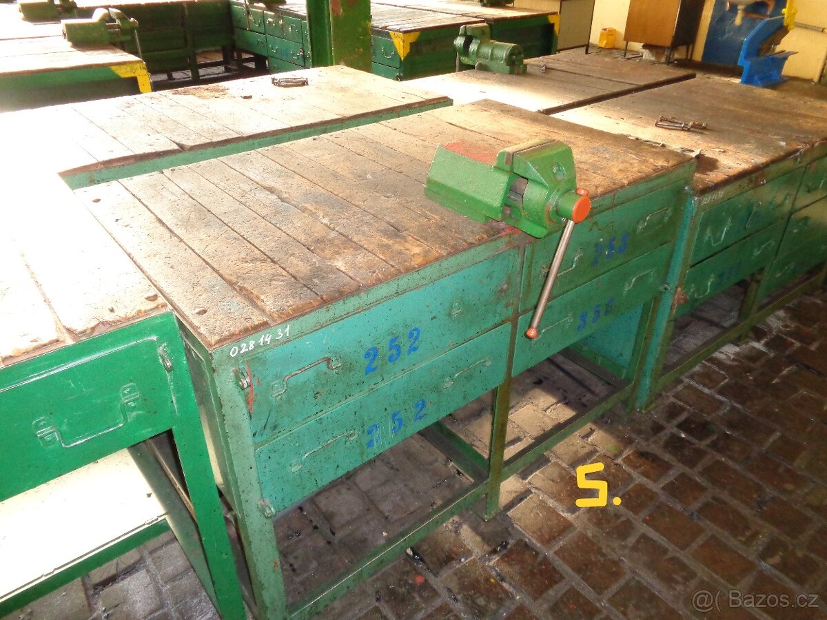 Dílenský ponk – pracovní stůl - 4