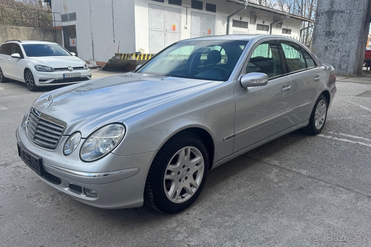 Mercedes E 240 V6 - 4
