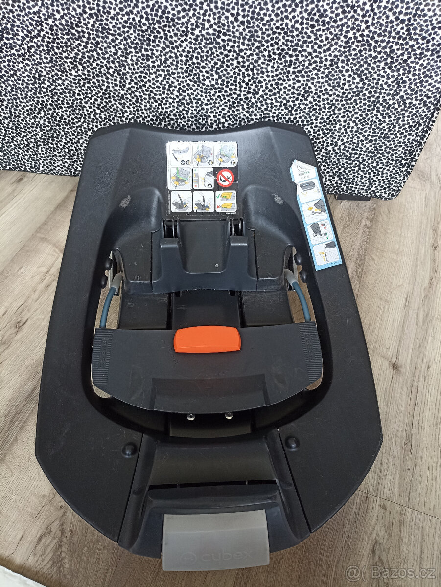 Cybex aton 5 + base 2 fix - 4