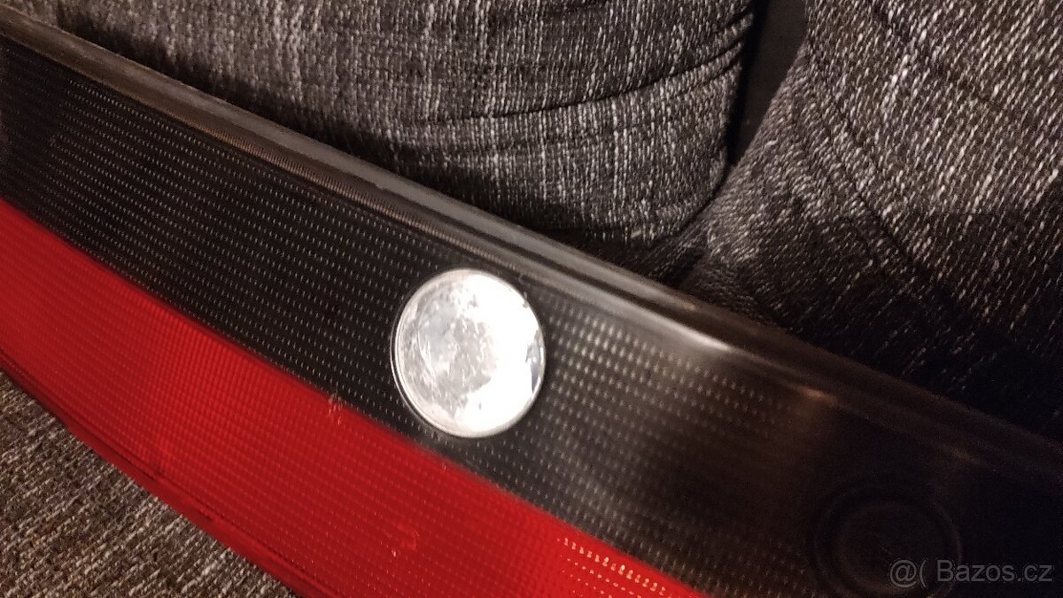 SAAB 9000 CS - nepopraskaný středový panel - 4