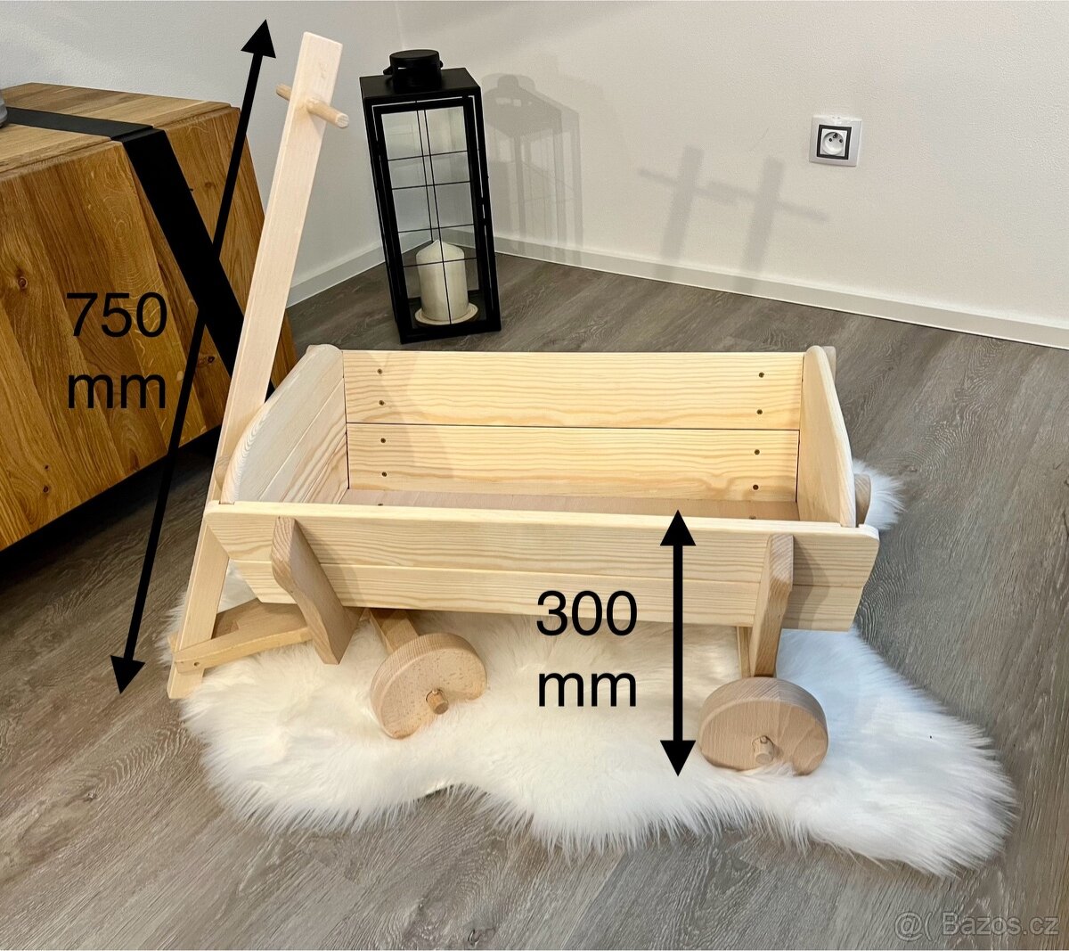 Dřevěný vozík z masivu - 4