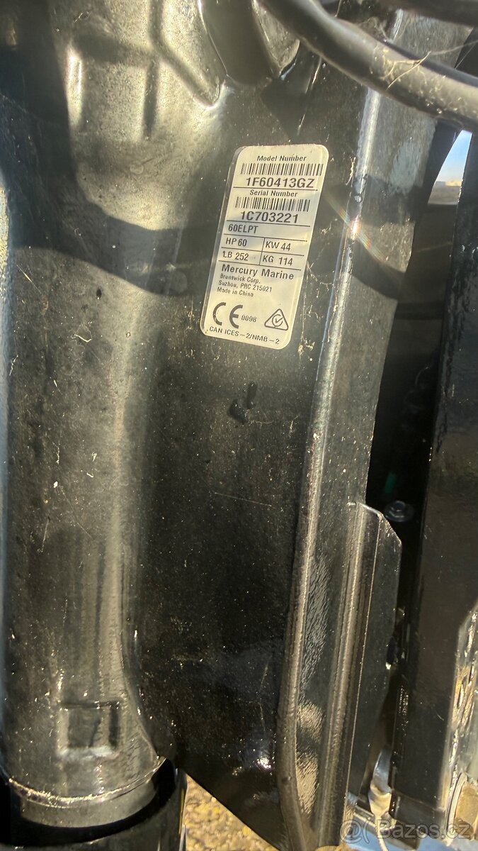 Katamaran 5/2023 dobre vybaven - 4