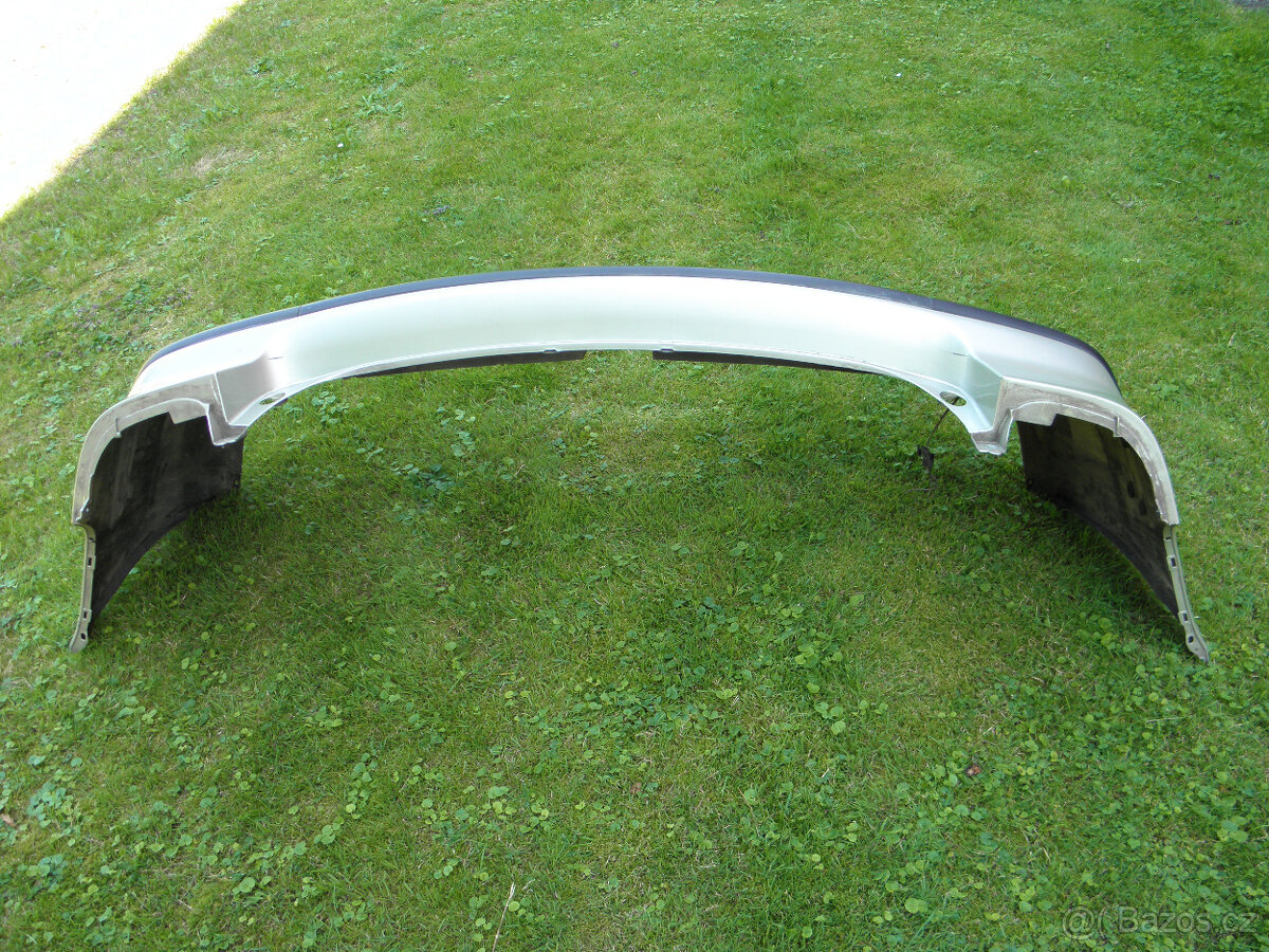 Renault Laguna II - hatchback - zadní nárazník - 4