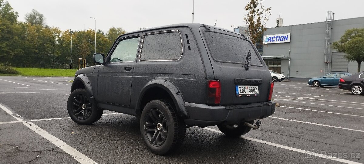 Prodám Lada Niva Urban 4x4 LPG - 4