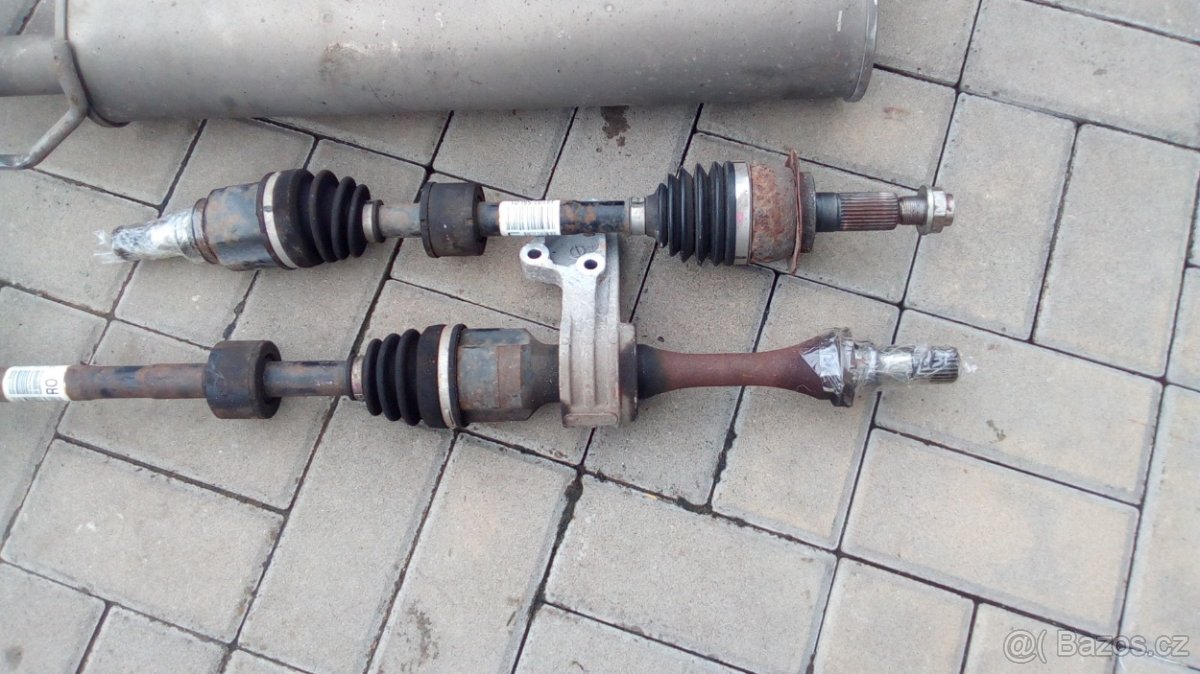 SUZUKI SX-4 Zbylé díly - 4