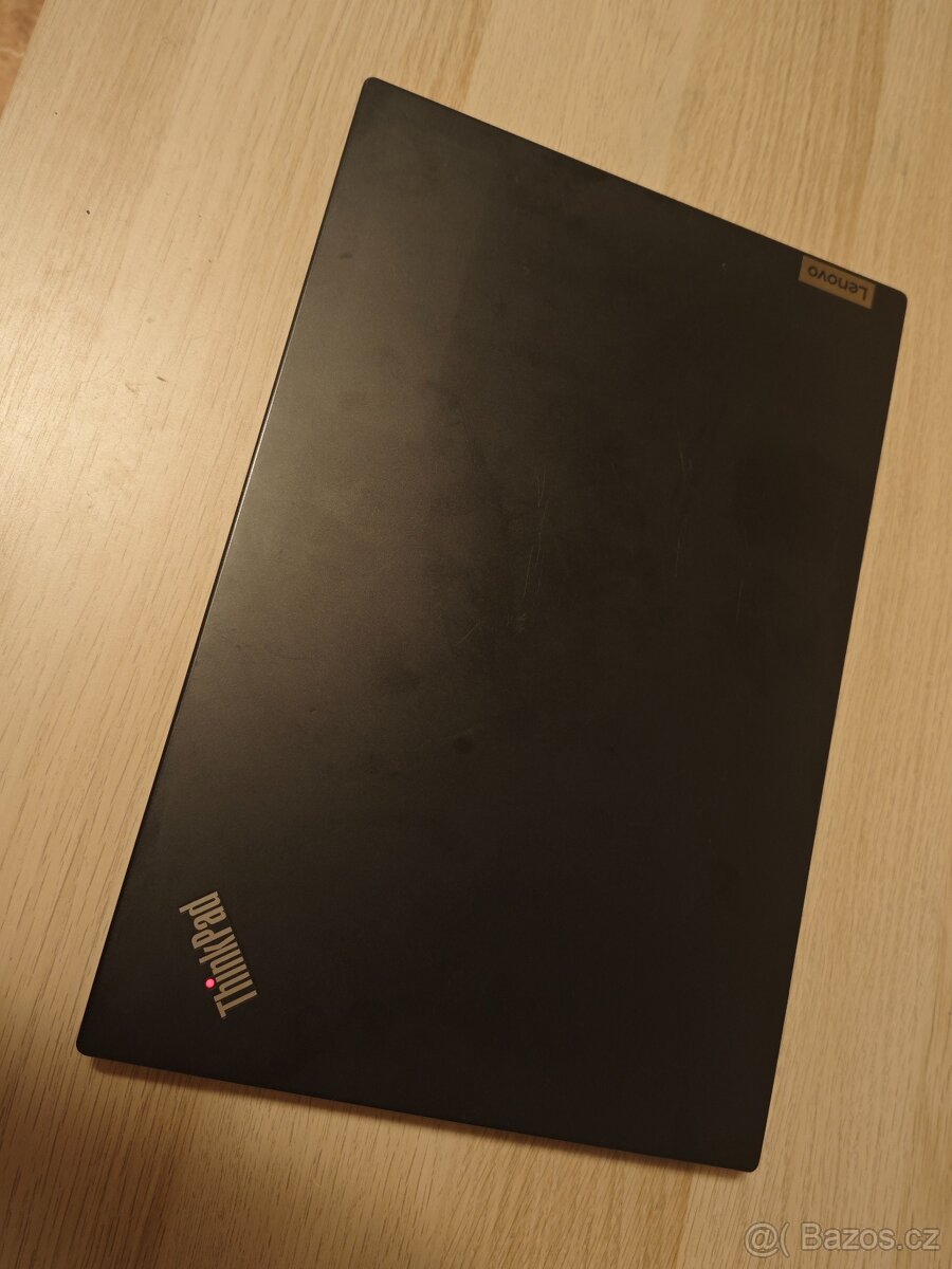 Prodám Lenovo ThinkPad P15v - 4