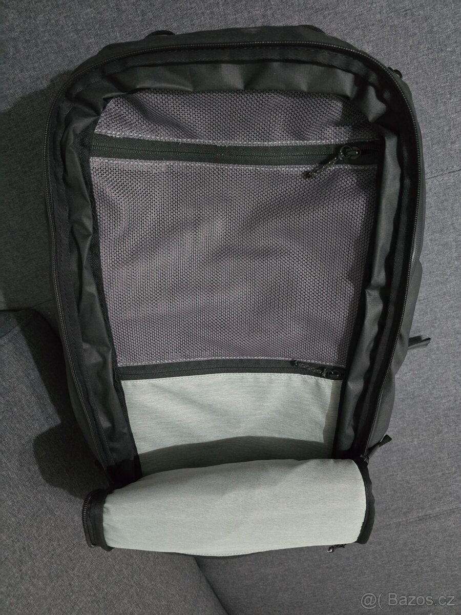 peak design travel backpack 45L - 4