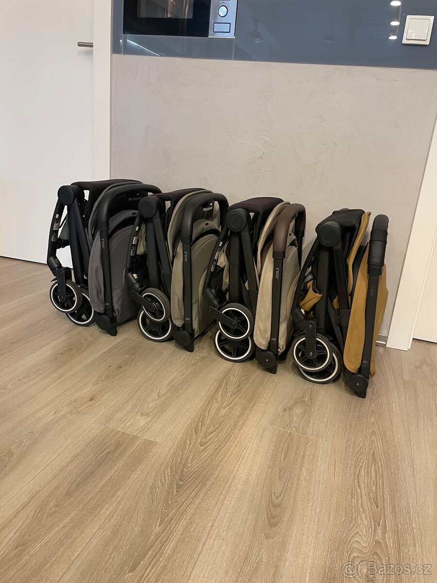 PRONAJEM kočárek do letadla - 4