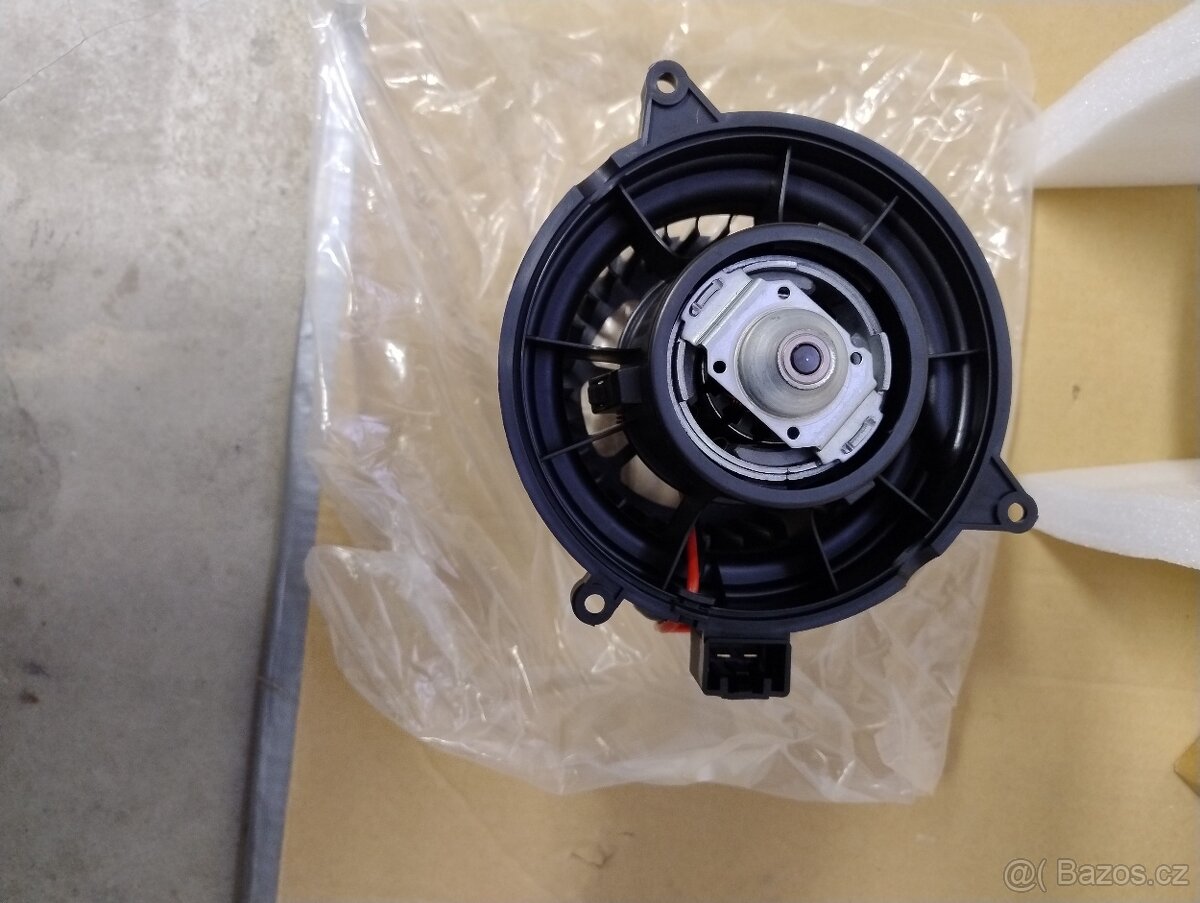 Prodám motorek ventilátoru chlazení / topení - 4