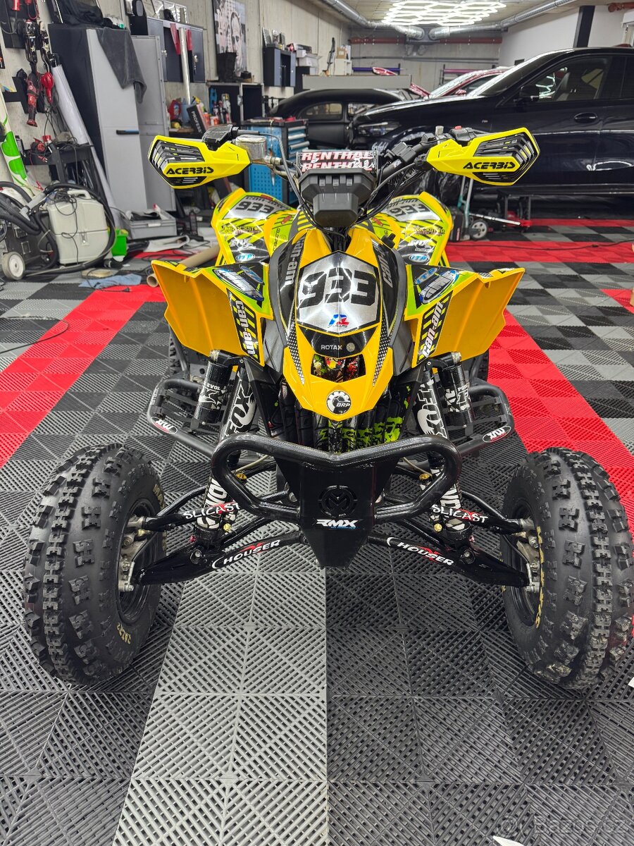 Závodní Can am DS 450 XMX s TP