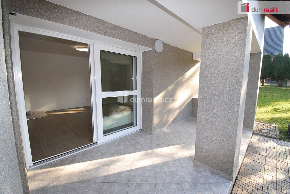 Pronájem rodinného domu 150 m², pozemek 565 m² - 4