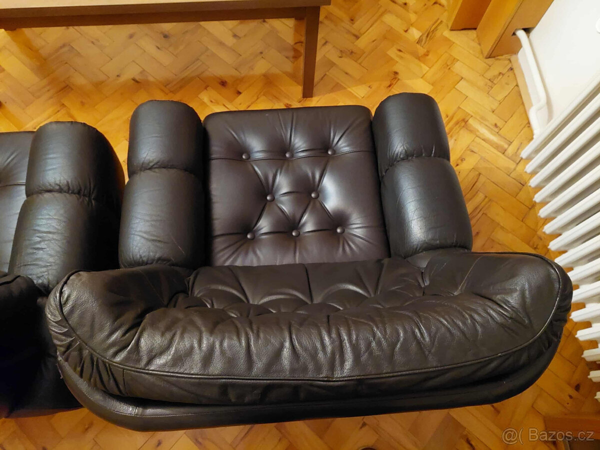 Kožený gauč a 2 křesla - 4
