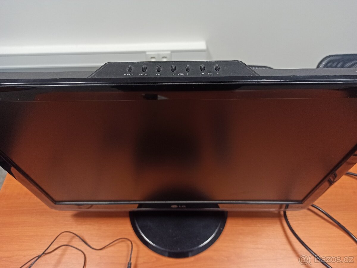 TV-Monitor Samsung vhodné na chatu. - 4