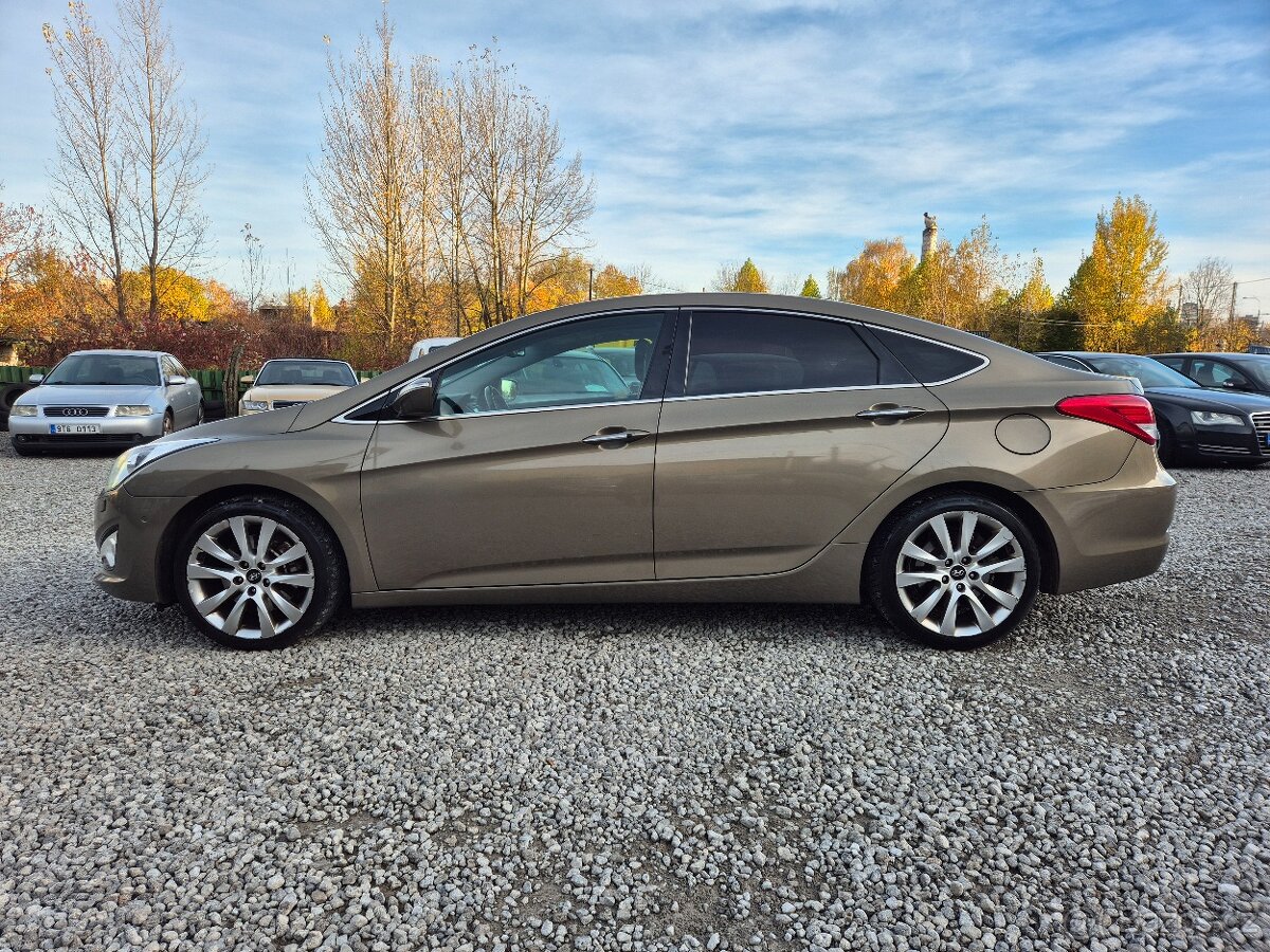 Hyundai i40,1.7CRDi,100KW,PLNÁ VÝBAVA,LED,WEBASTO,R.V.2014 - 4