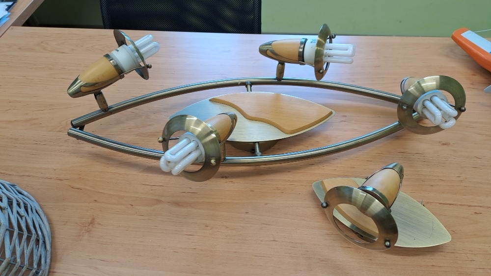 Stropní svítidla, osvětlení 5 kusů funkční - 4