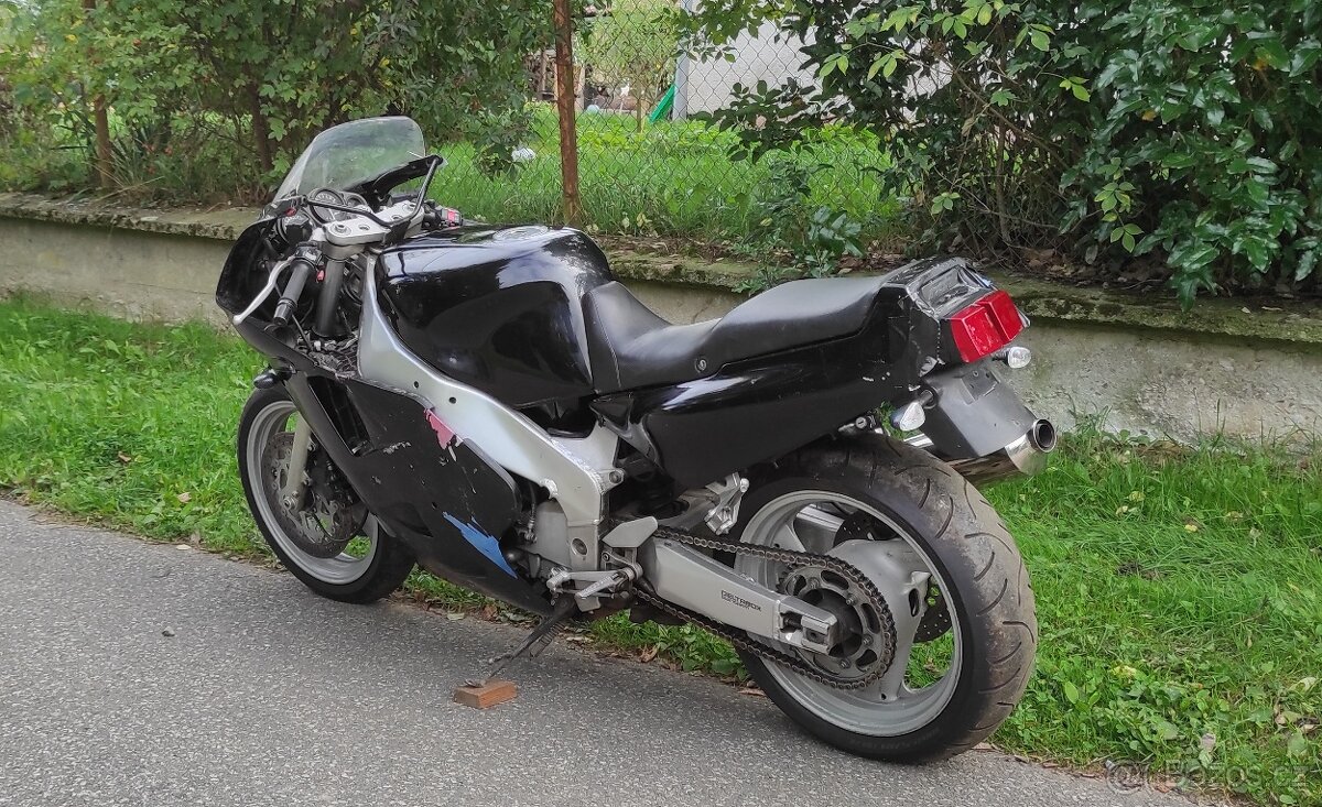 Yamaha FZR 1000 EXUP typ 3LE - 4