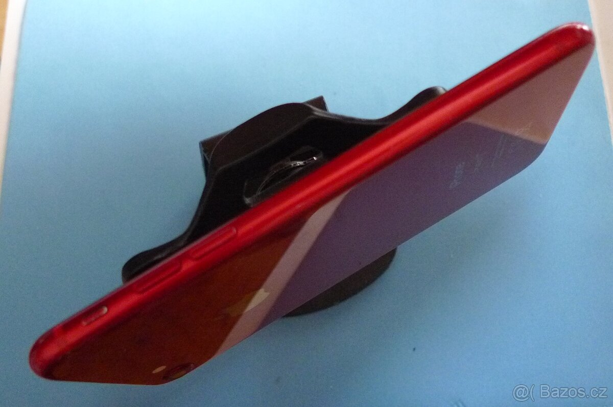 Apple iPhone SE 2020 256GB Baterie 83% - 4