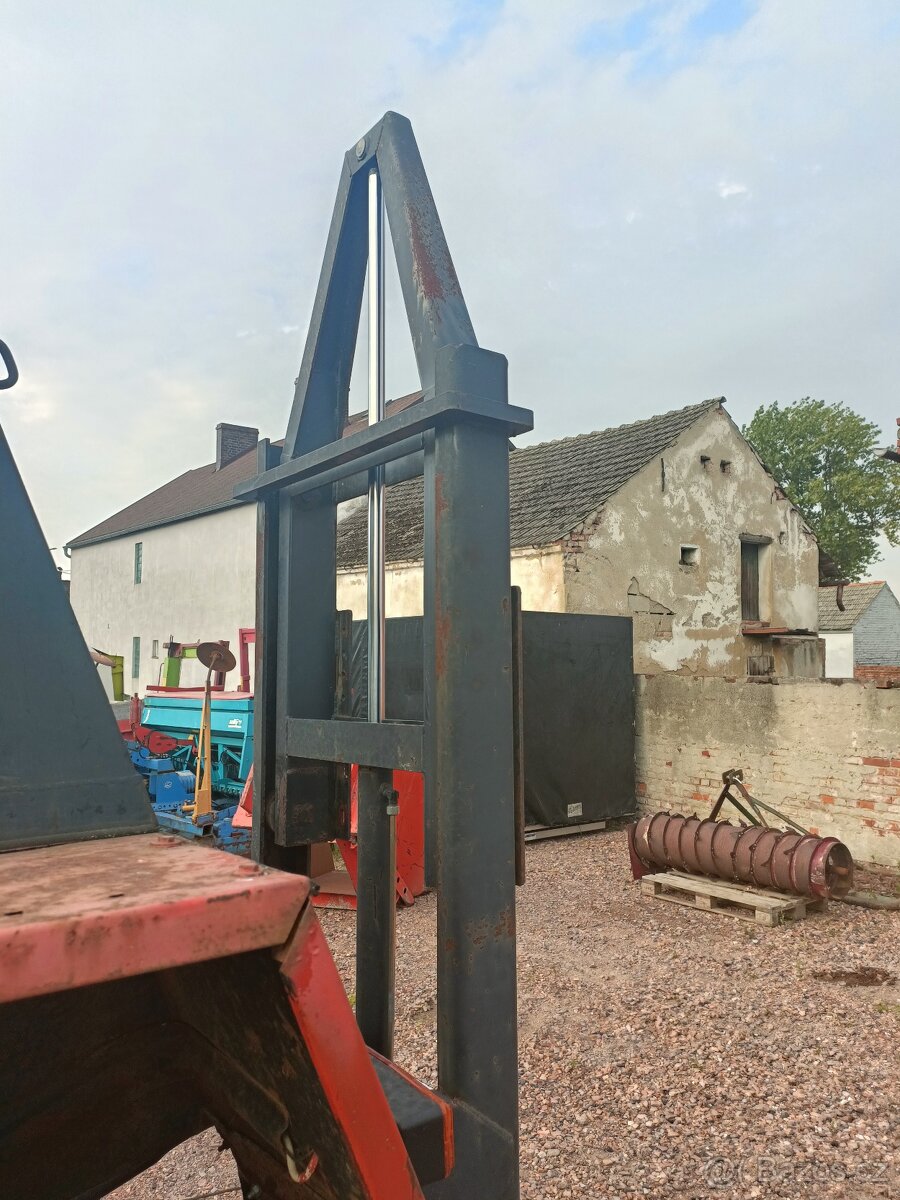 2,5T Rakouský hydraulický vytah MAMMUT do 3 bodu - 4