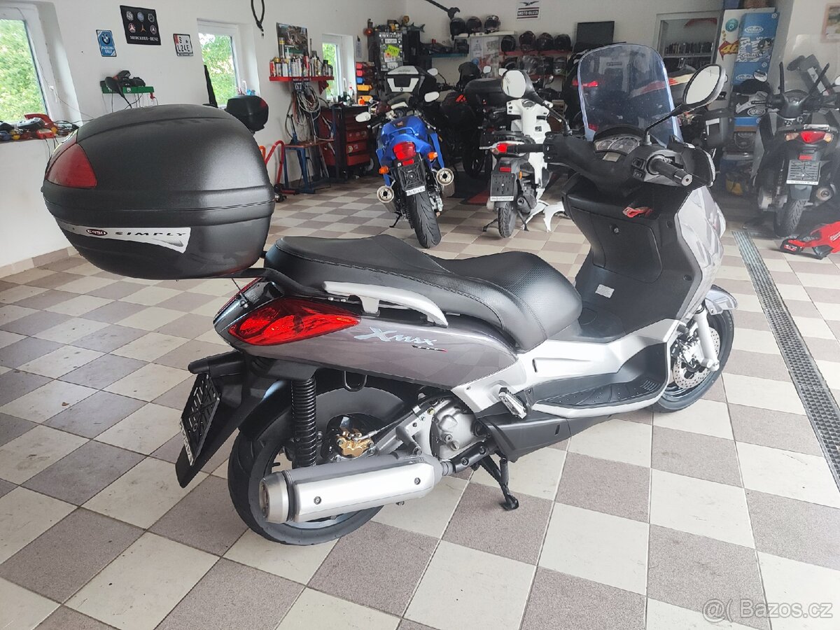 Yamaha X-max 250 - 4