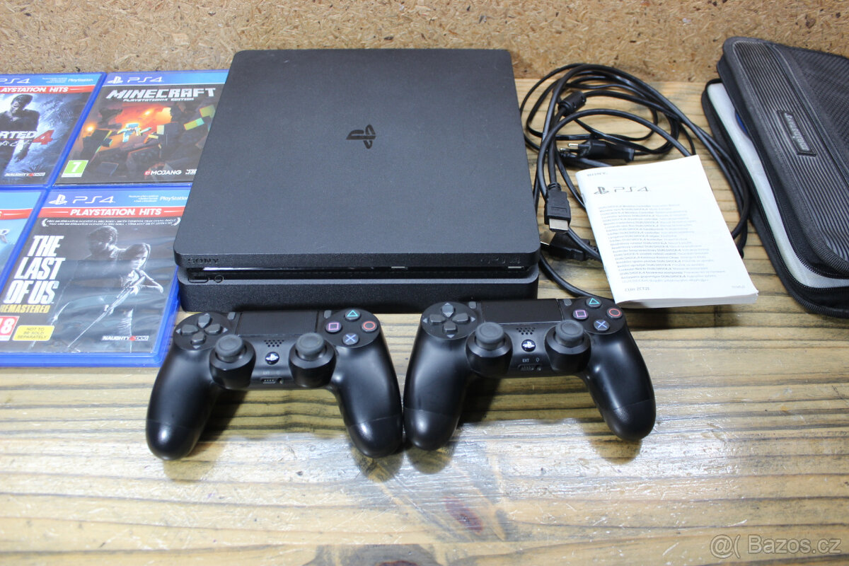 Prodám PS4 Slim 1TB + 12 her - 4