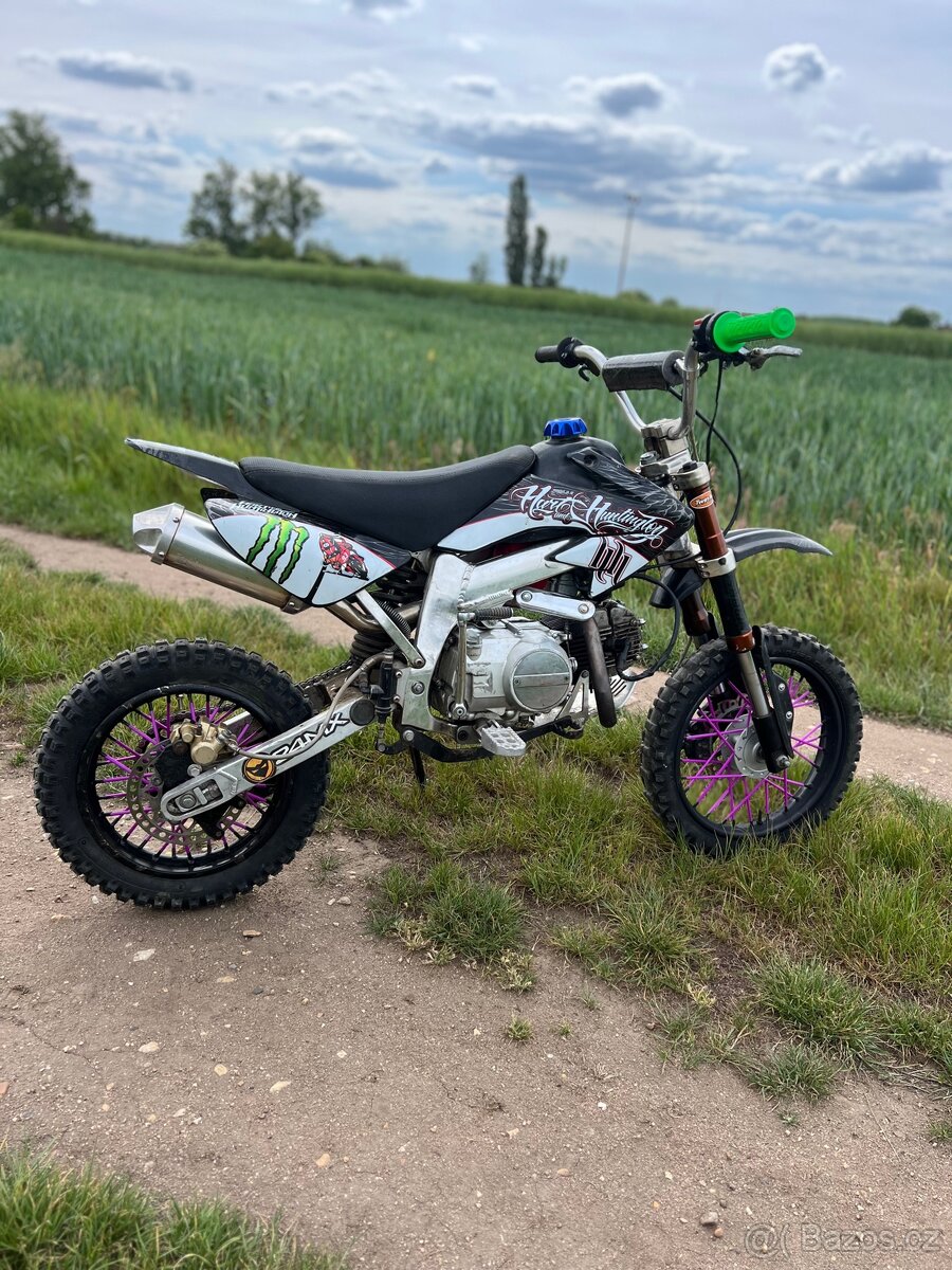 Pitbike 125 hliníkový rám kola 12/14
