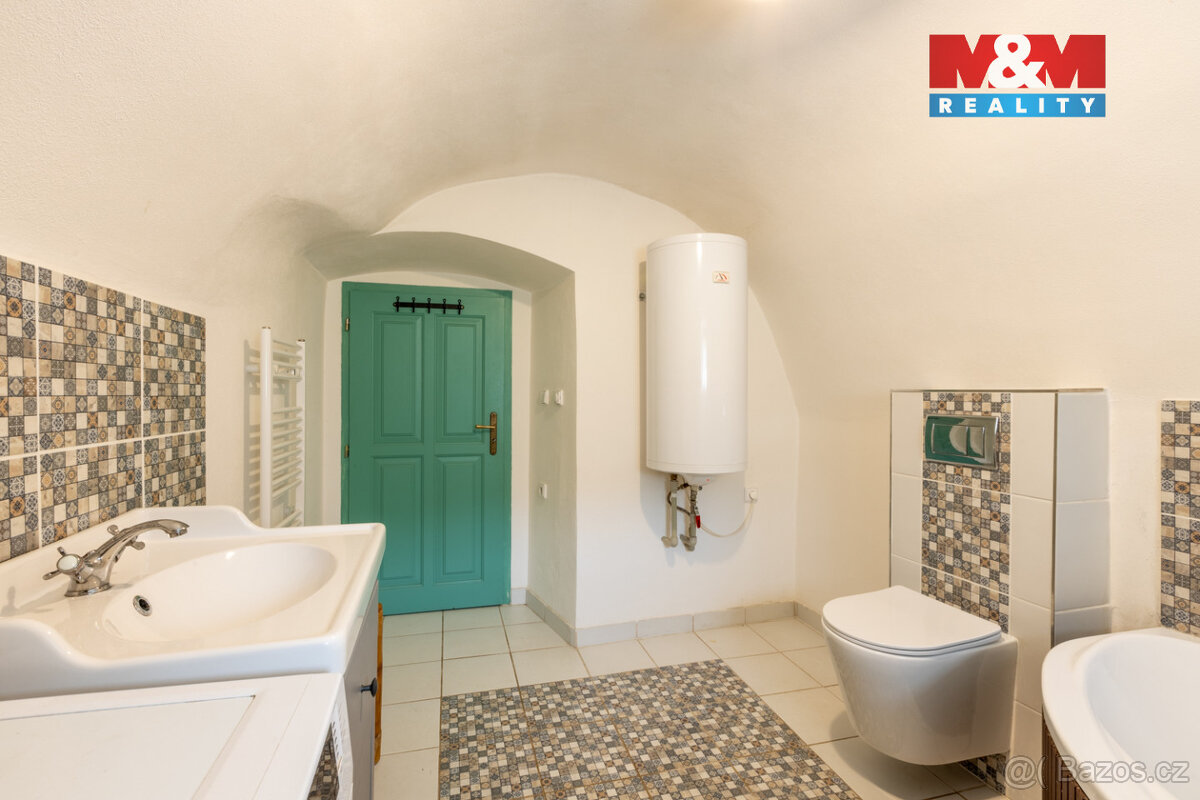 Prodej, rodinný dům, pozemek 2.490 m2, Strašín, Lazny - 4