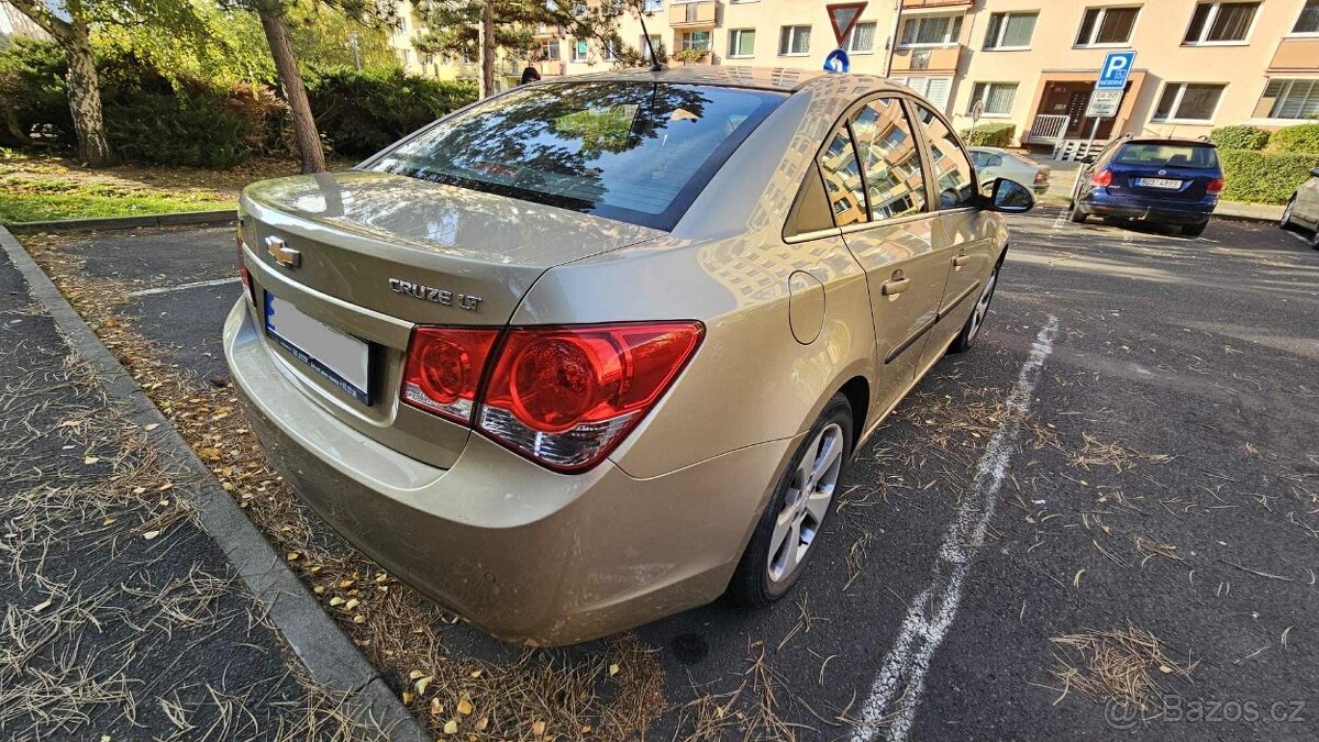 Chevrolet Cruze - 4