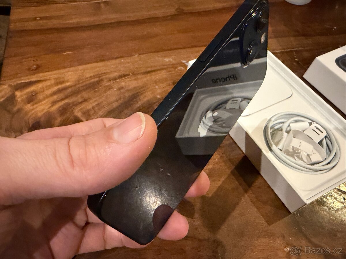 iPhone 13 128 GB - 4