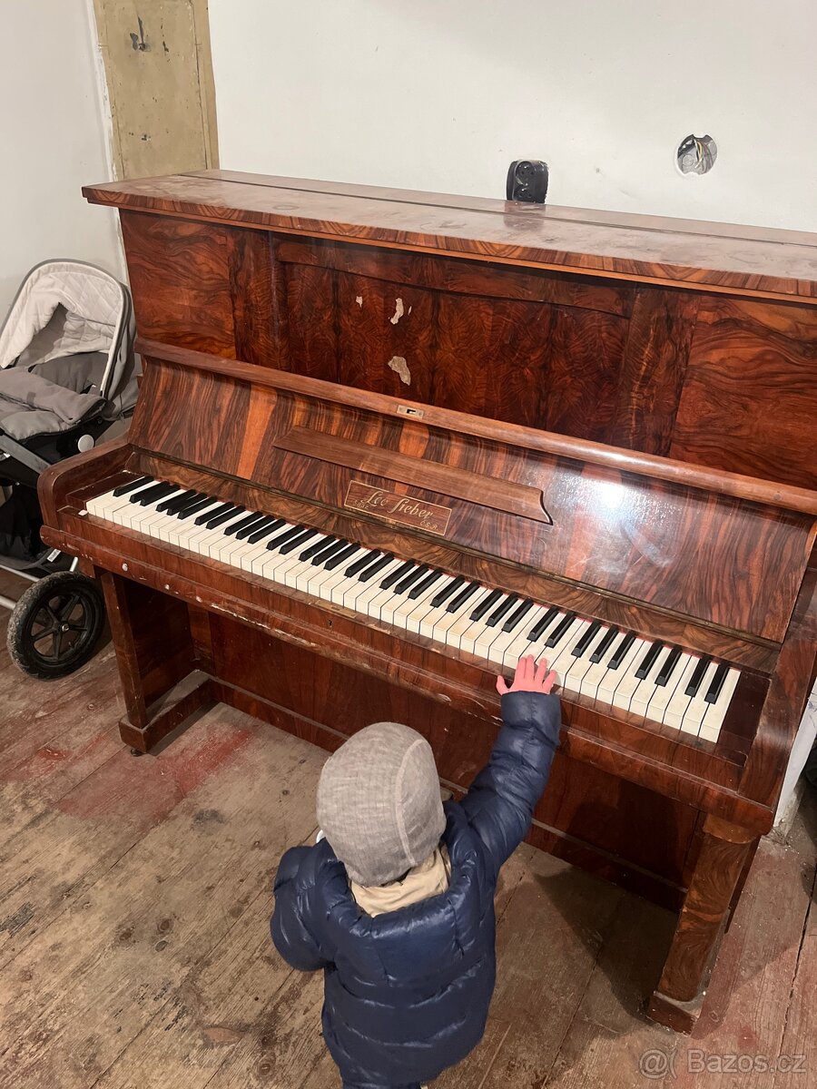 Pianino Leo Weber, Saaz (Č.S.R.) - 4