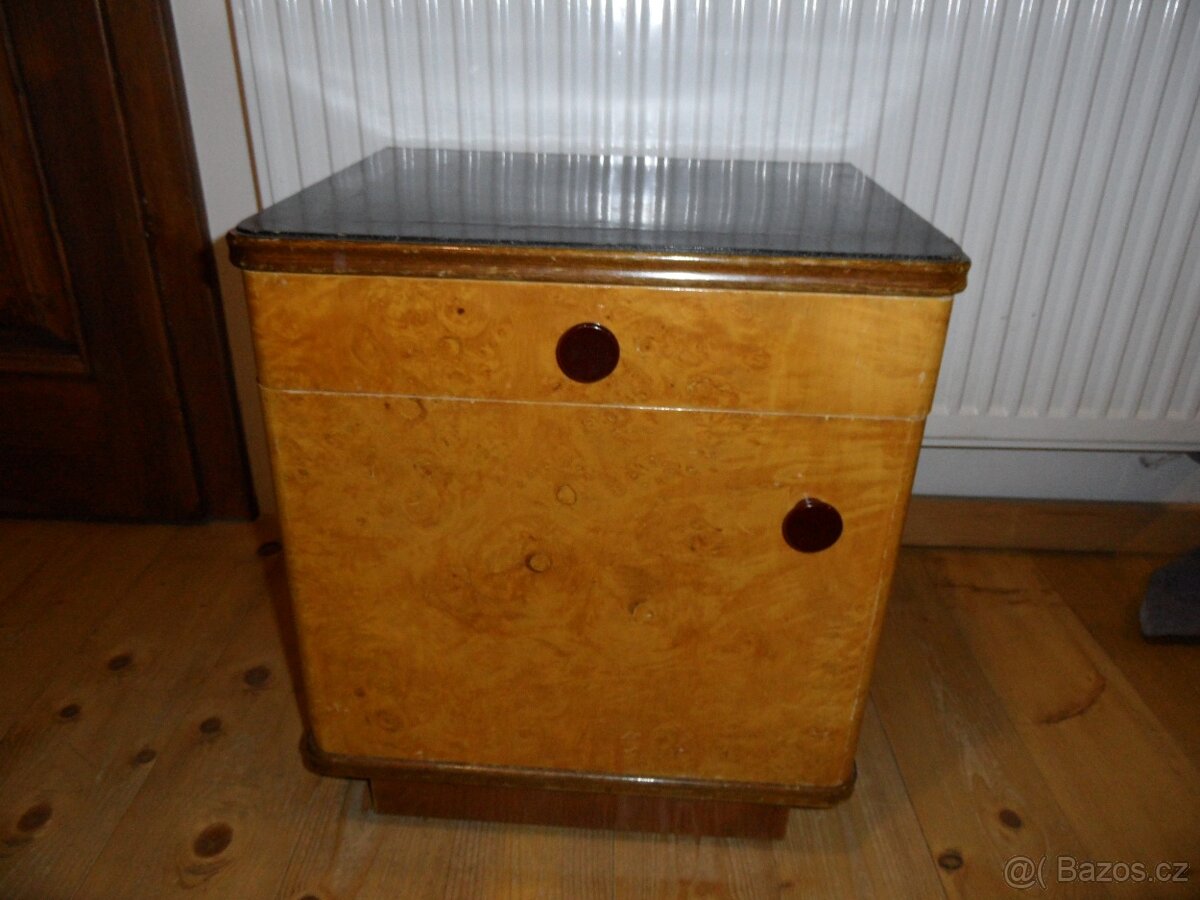 Skříň, noční stolek - 4