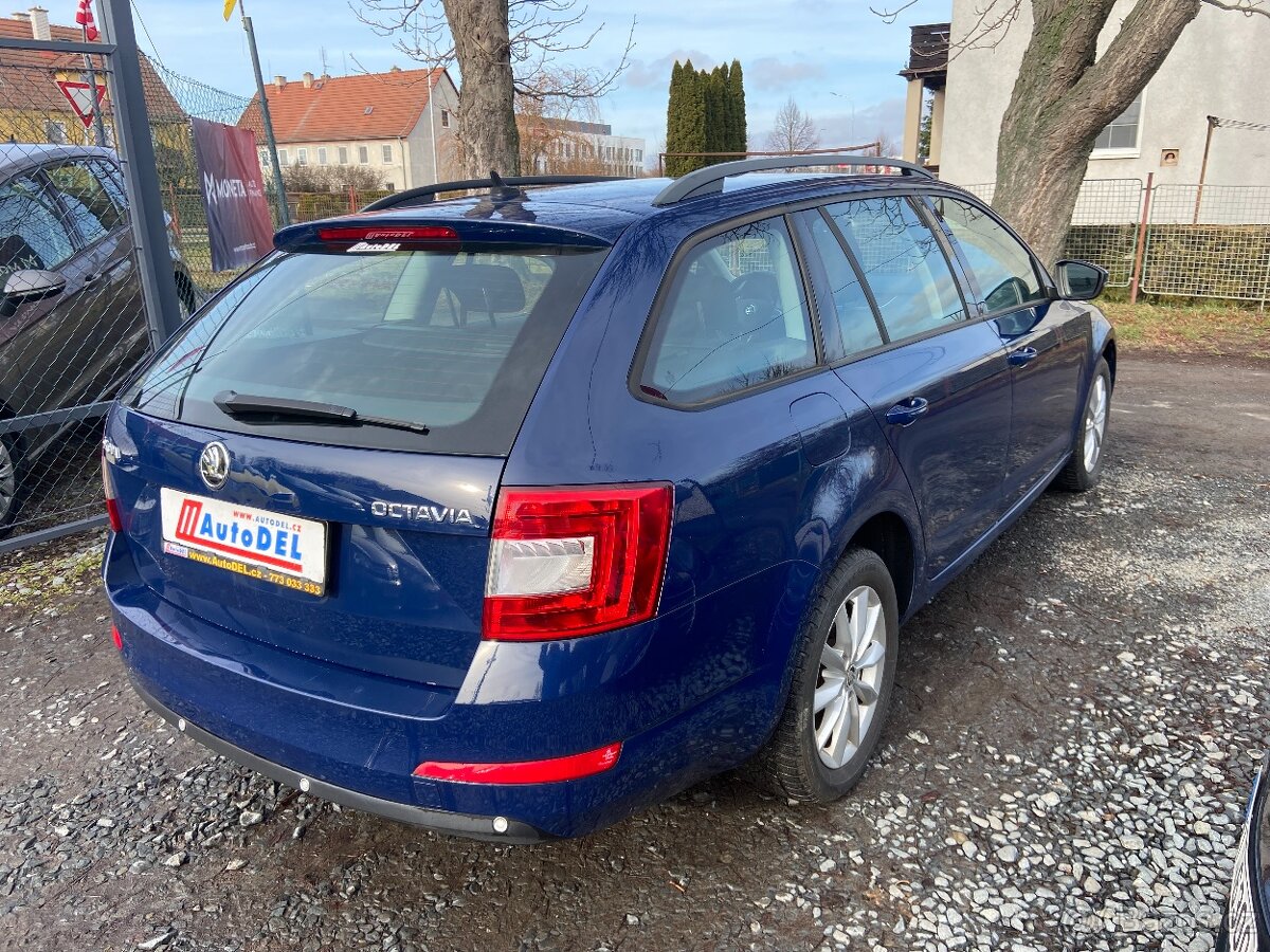 Škoda Octavia 1.6 TDi DSG Navigace, Tempomat - 4
