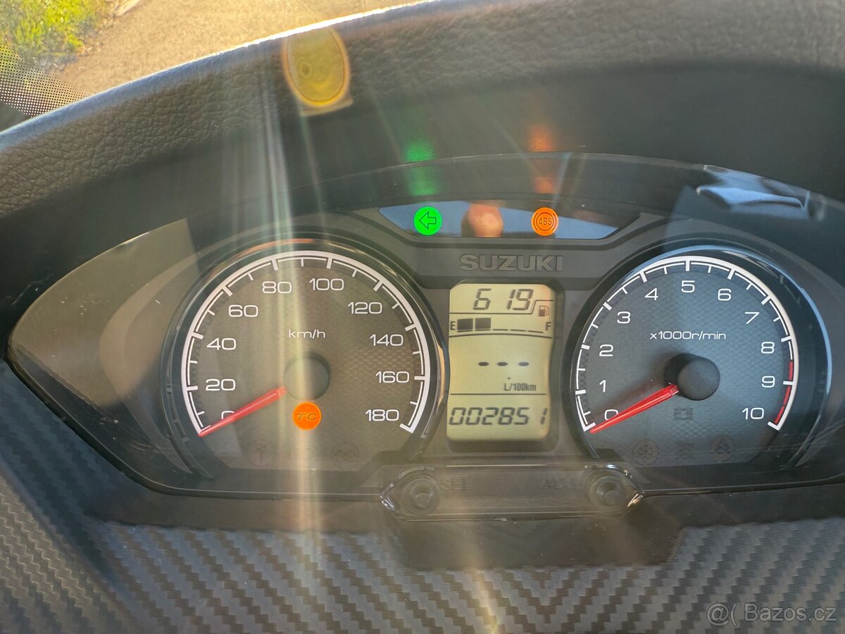 Suzuki Burgman 400 - 4