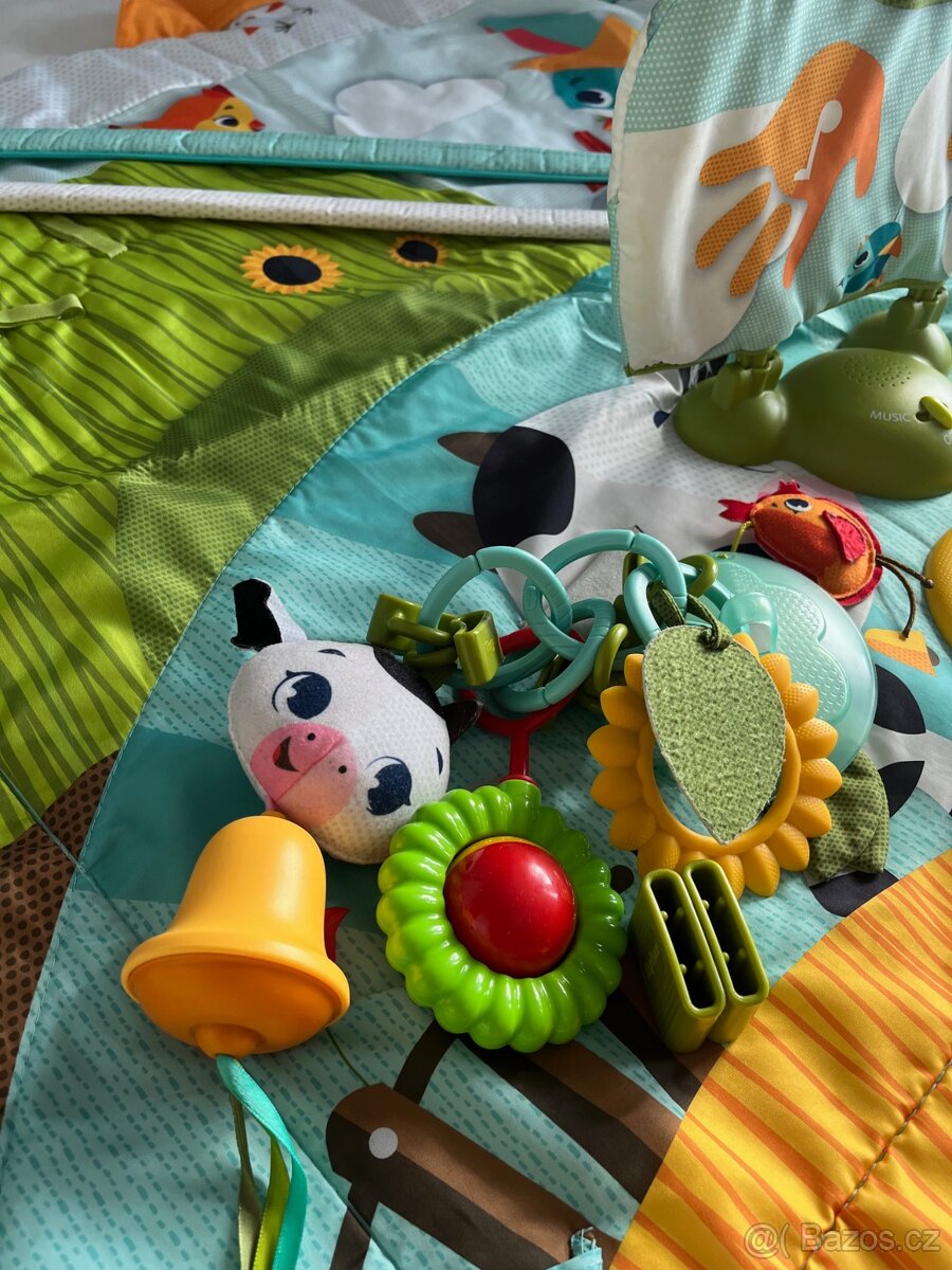 Tiny Love Hrací deka s hrazdou Tiny Farm - 4