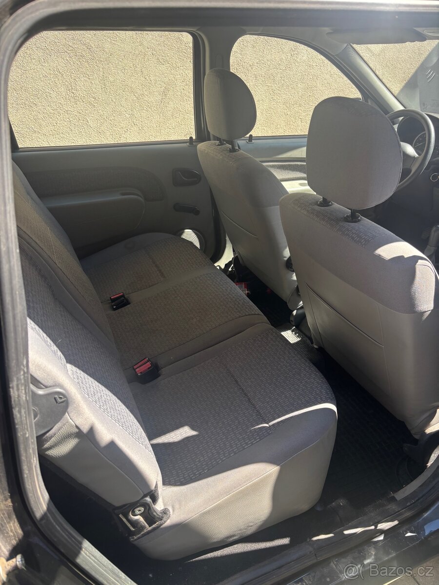 Dacia Logan 1.6 - 4