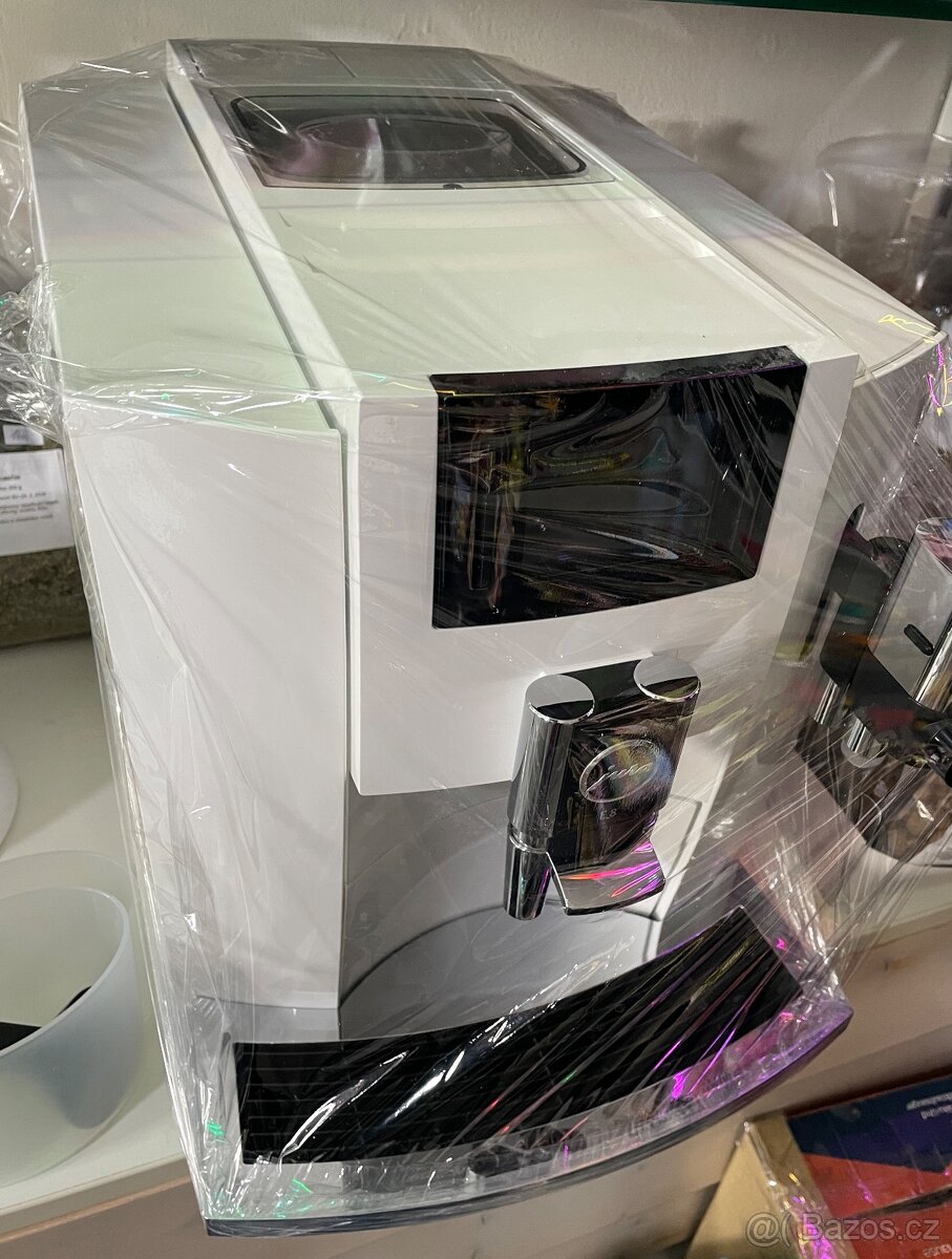 Jura E8 Piano White - 4