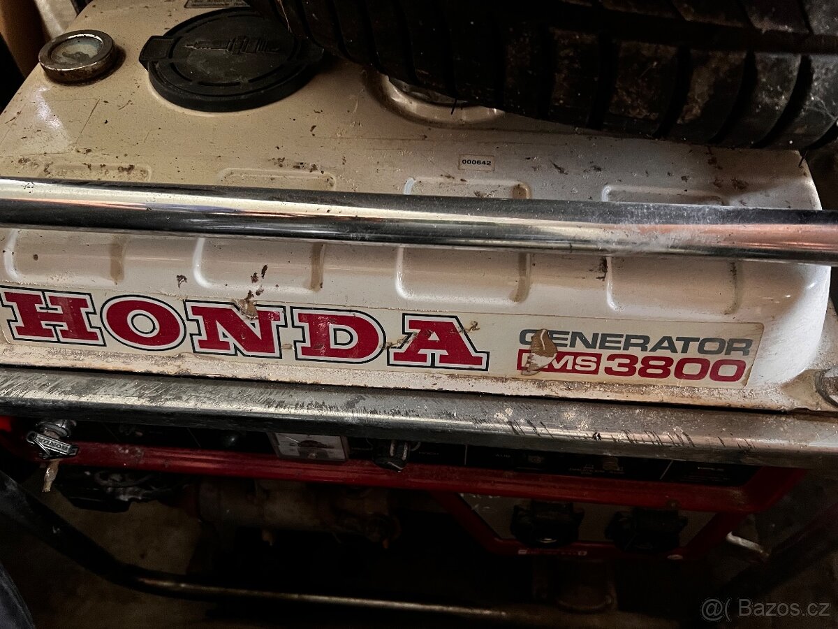 Honda generator 3800 na kolečkách 3.8 kW - 4