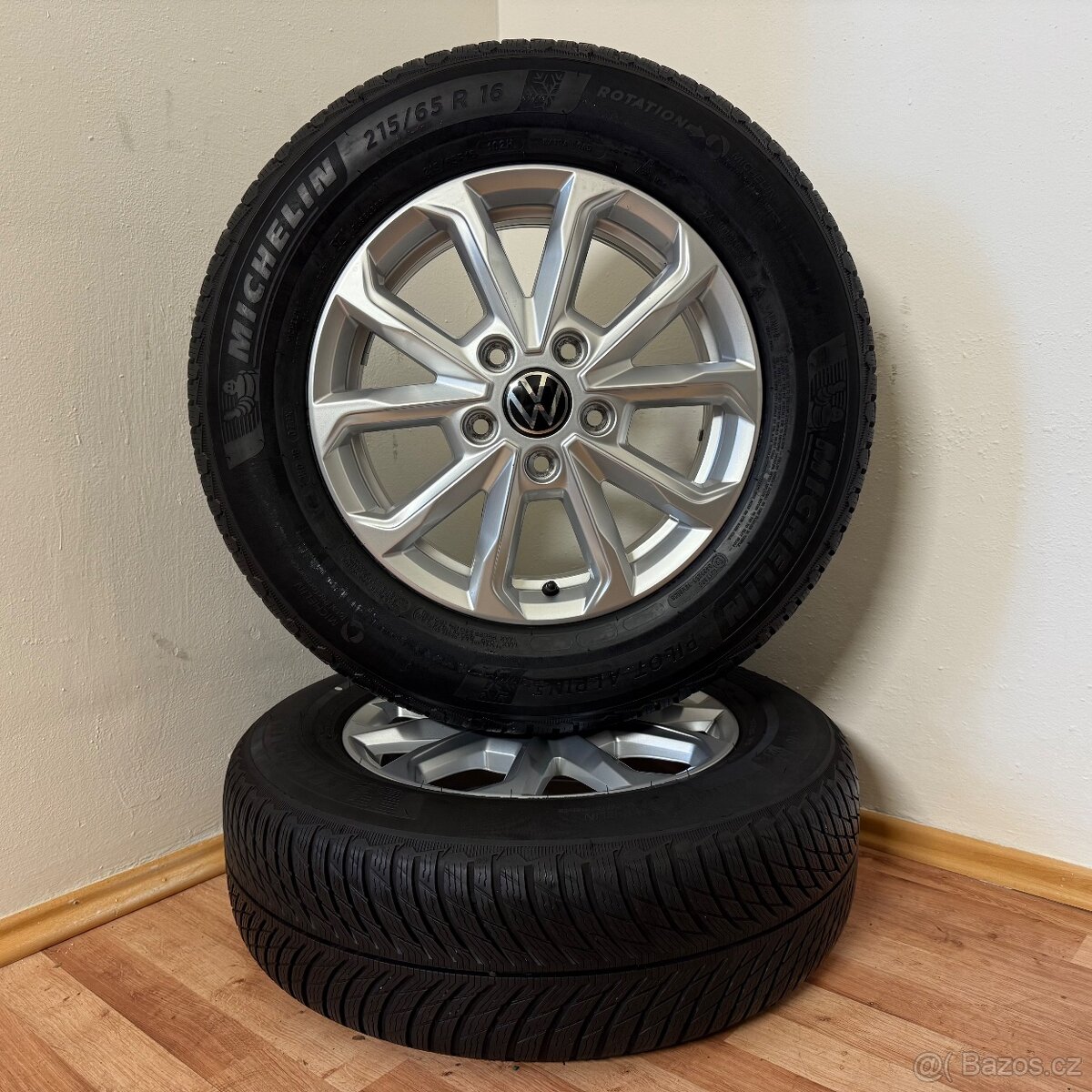VW T7 MULTIVAN 5x120 R16 ET60+ZIMNÍ 215/65R16 6,5m - 4