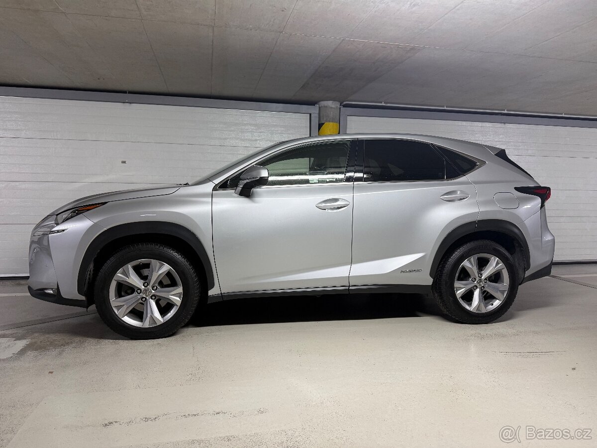 Lexus NX300h,4X4,9/2014,65728km,ČR,1.MAJ,SERVIS,LUXURY - 4