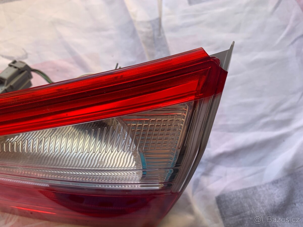 Ford Focus zadní světla - 4