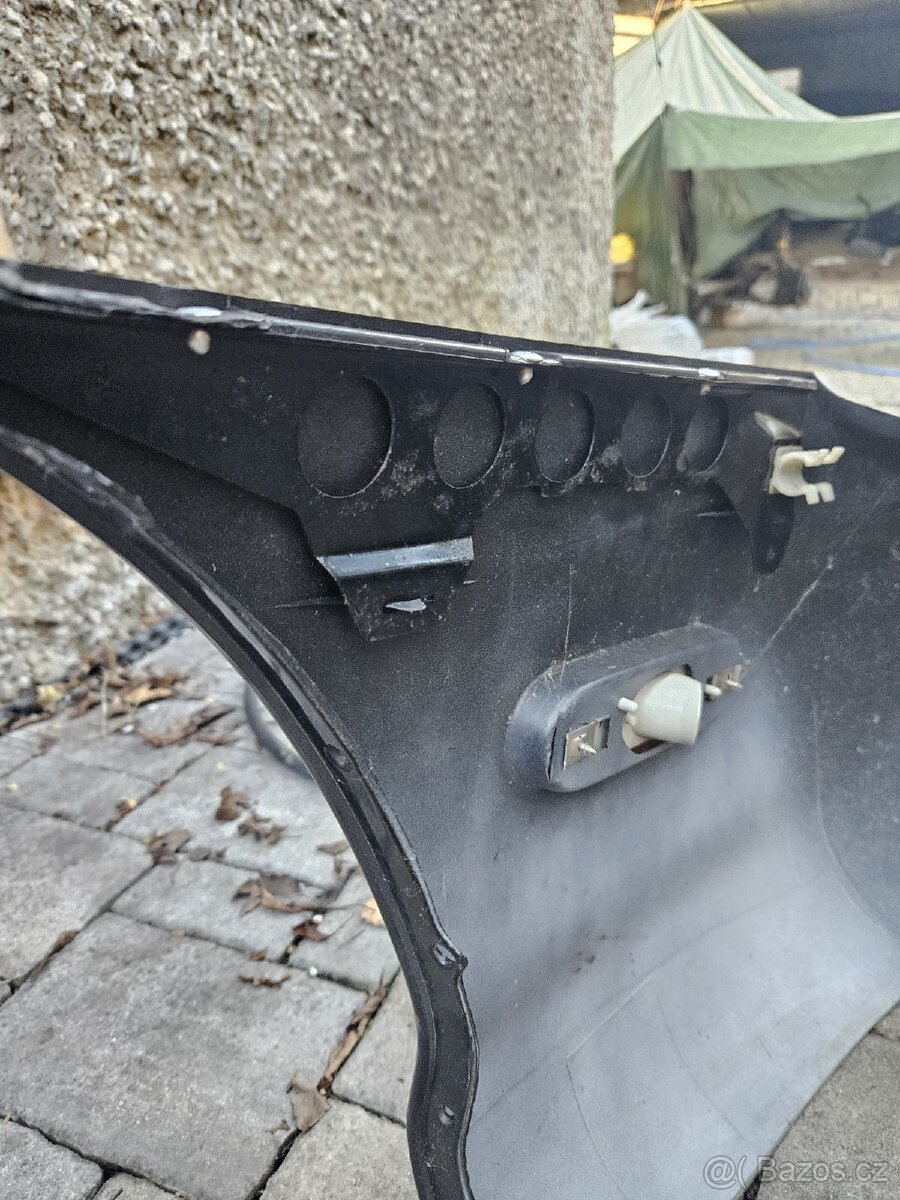 Nárazník MX-5 NB ČERNÁ - 4