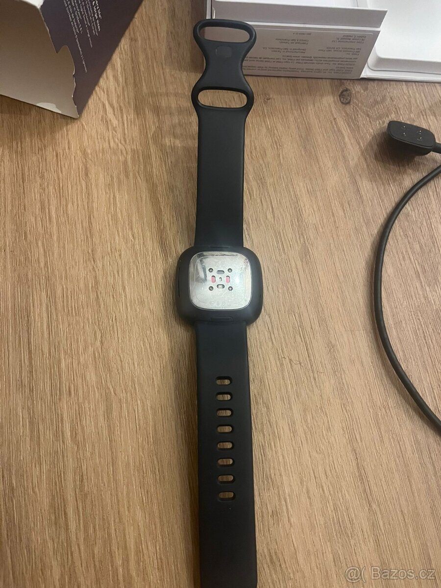 Hodinky Fitbit Sense - 4