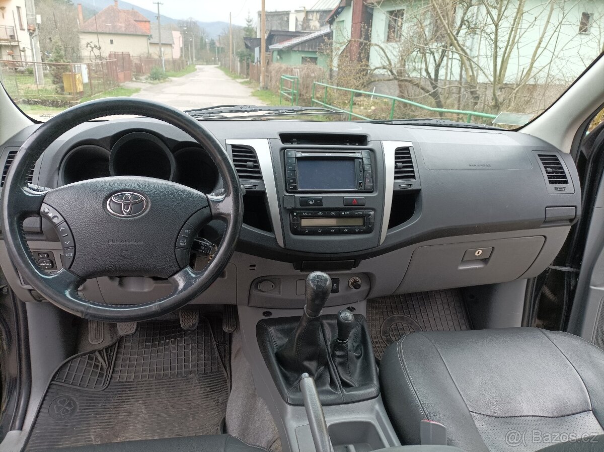 Toyota Hilux 3.0