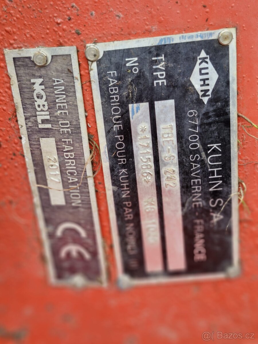 Stranový mulčovač KUHN TBES 242 - 4